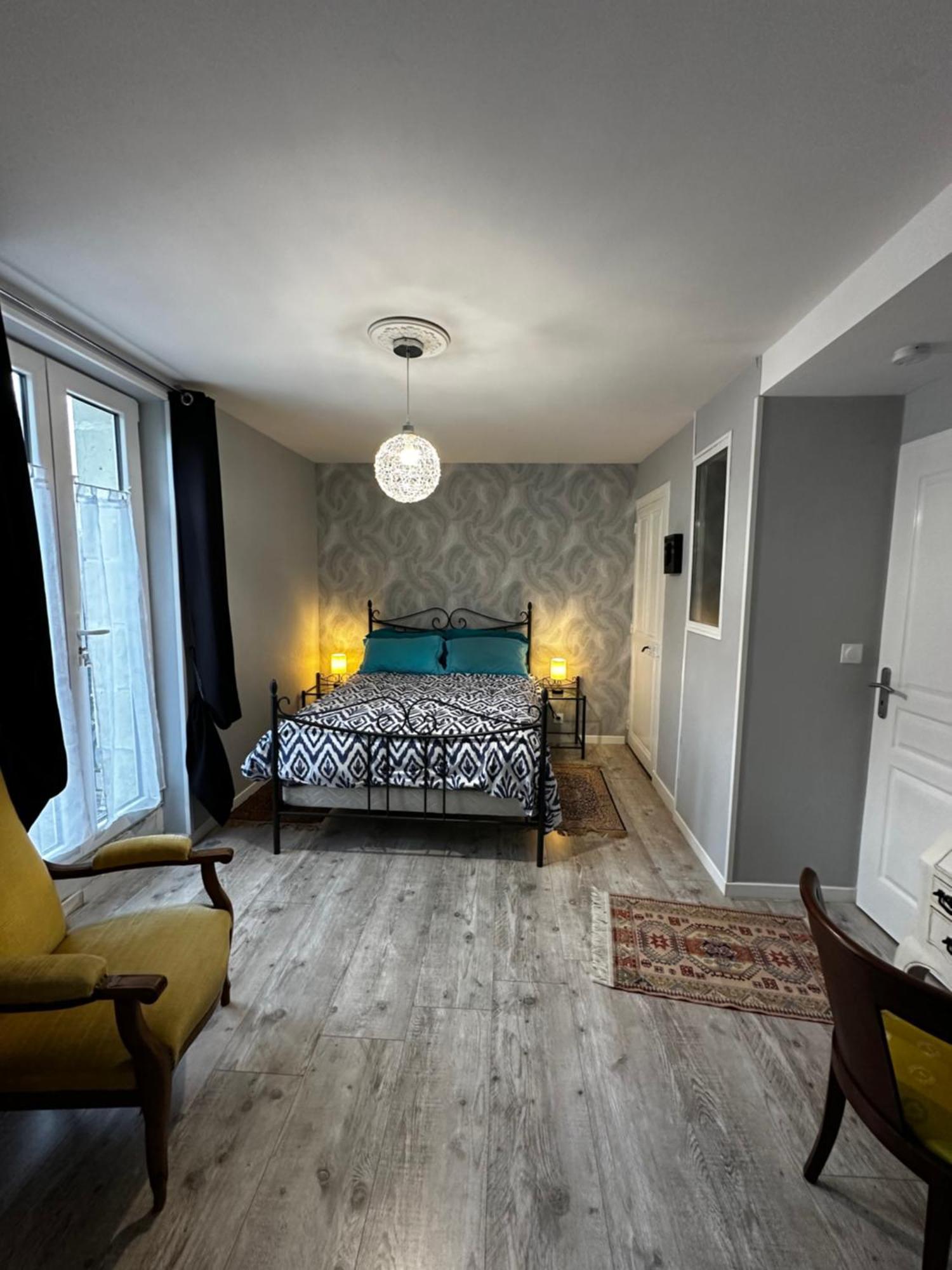 Villa Du Beau Port Cenon-sur-Vienne Extérieur photo